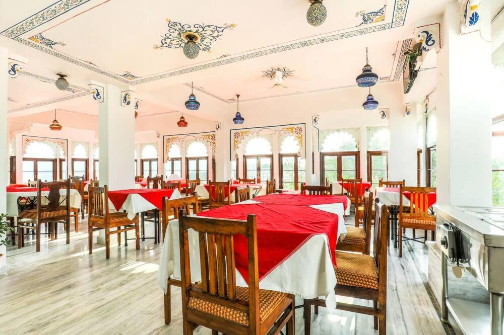 Hotel Pichola Haveli Udaipur Ngoại thất bức ảnh